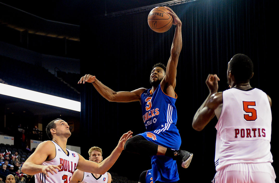 Report: Randle signs 10-day contract with 76ers